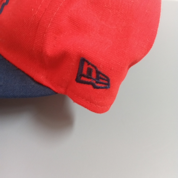 NFL New England Patriots Red and Blue Cap with Embroidered Logo Adjustable - Picture 7 of 7
